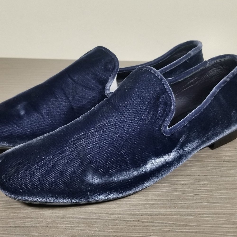 Vince Bray Loafer, Navy Velvet, Womens Size 7.5